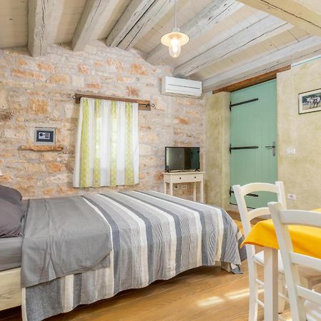 Awesome Apartment In Žminj 外观 照片